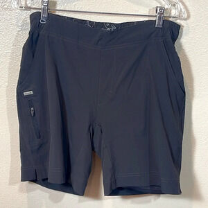 Zoic Womens Black Posh Cycling Padded shorts. size medium